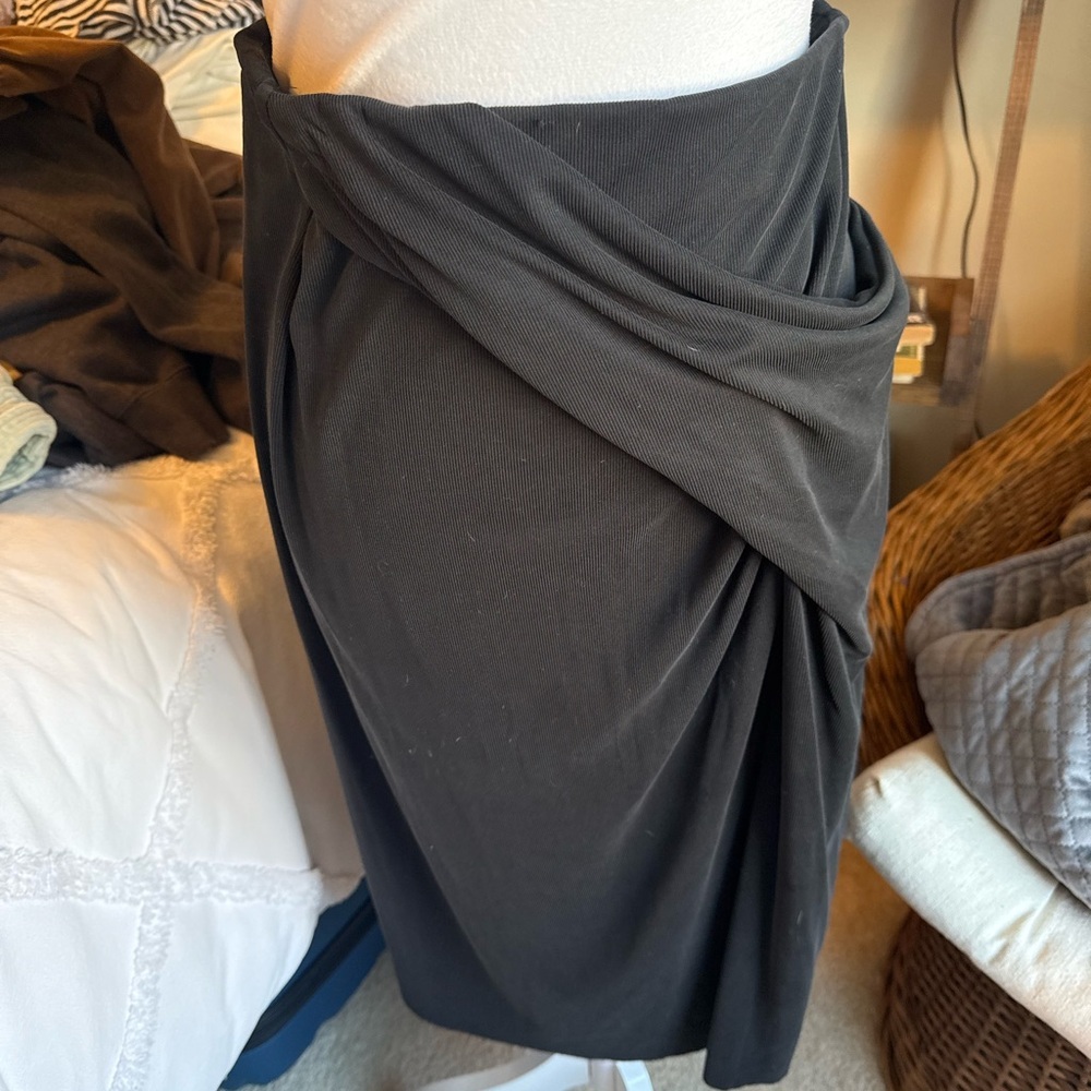 Zara Elegant Black Draped Women's Skirt